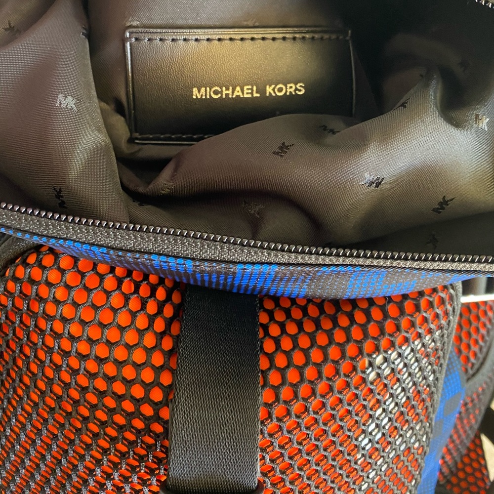 SOLD! NWT Michael Kors Kent Roll Top Mesh Backpack - Picture 11 of 15